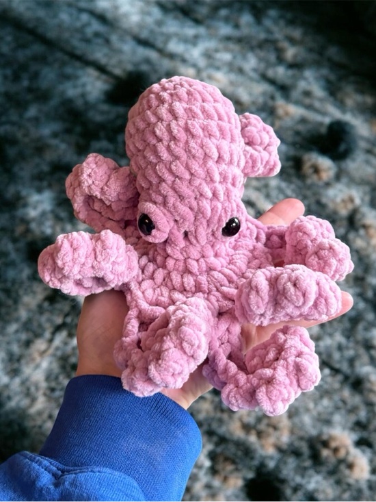 Other - Handmade Crochet Lavender Mini Octo